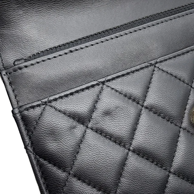 Chanel Matelasse Pearl Chain Wallet BlackAP1841 Lambskin Pearl in Lambskin from GALLERY RARE, photo 10 of 19