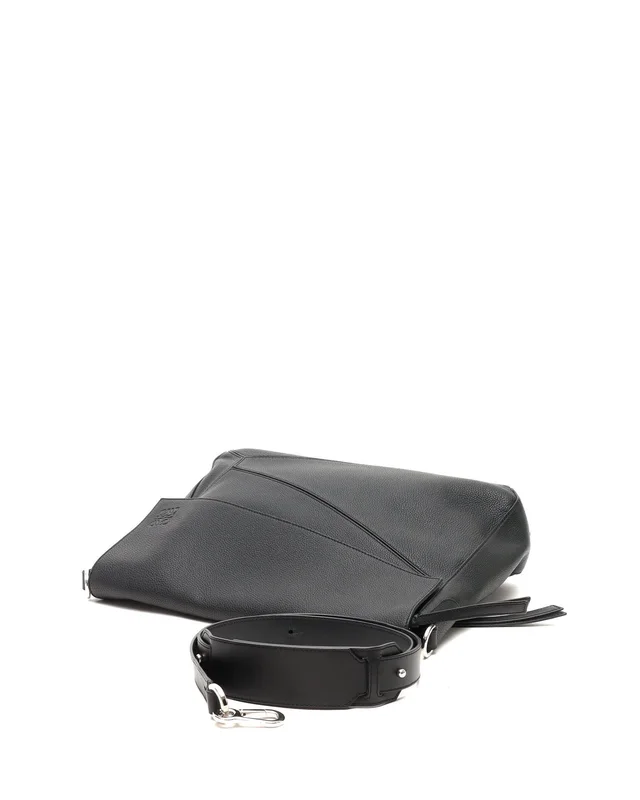 Loewe Puzzle Messenger Bag in Leather from A Retro Tale, photo 4 of 7