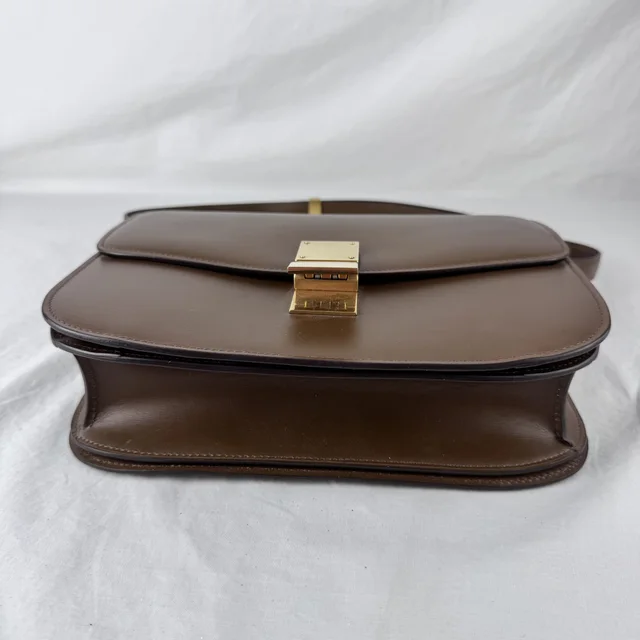 Celine Medium Tan Classic Box Flap Bag in Brown box leather, Leather, Metal from Reowned, photo 4 of 9
