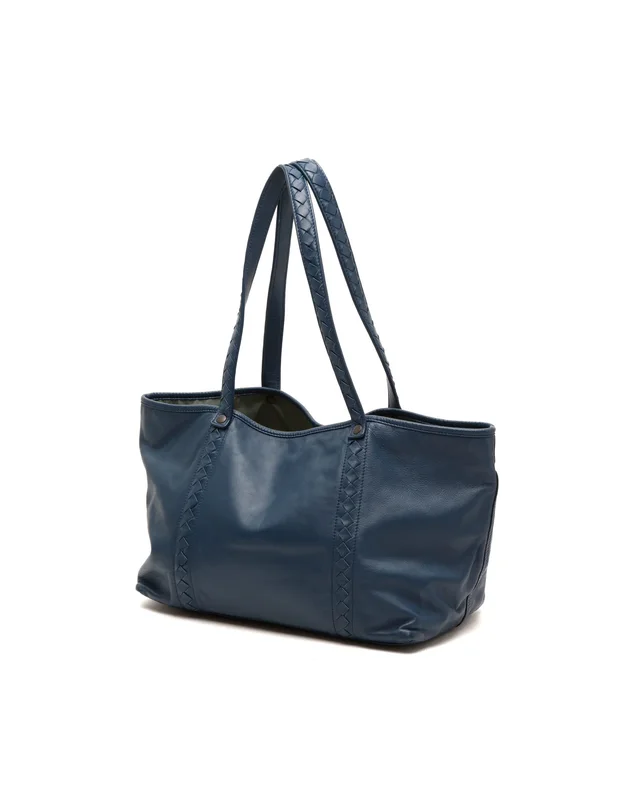Bottega Veneta Intrecciato Tote Bag in Woven leather from A Retro Tale, photo 3 of 7