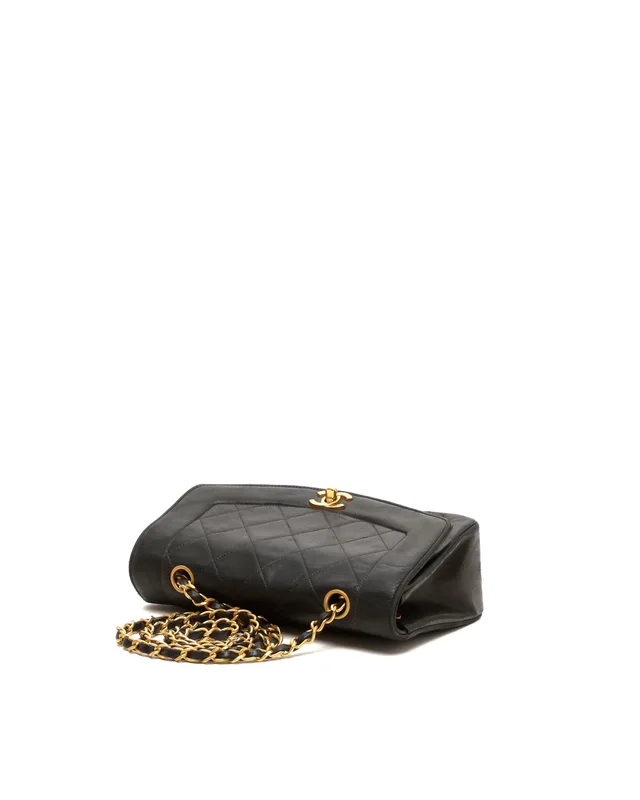 Chanel Small Diana Flap Bag in Leather from A Retro Tale, photo 4 of 8