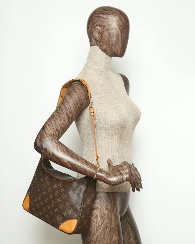 Louis Vuitton Monogram Boulogne 30 Bag in Canvas from A Retro Tale, photo 9 of 9