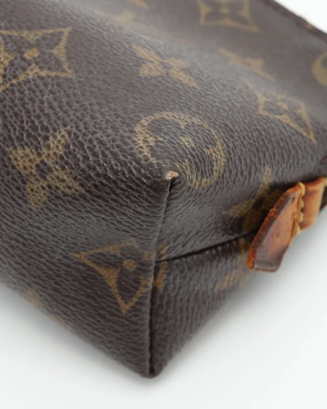 Louis Vuitton Monogram Cosmetic Pouch in Coated canvas from A Retro Tale, photo 6 of 8
