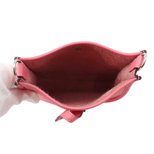 Hermès Evelyne Amazon Long Rose Azalee/Rouge Pivoine Taurillon Clemence Size TPM in Red Clemence leather from GALLERY RARE, photo 6 of 17