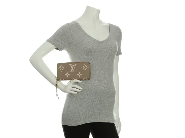 Louis Vuitton Dove and Cream Bicolor Monogram Empreinte Leather Zippy Wallet in White Leather from Ann's Fabulous Finds, photo 9 of 9