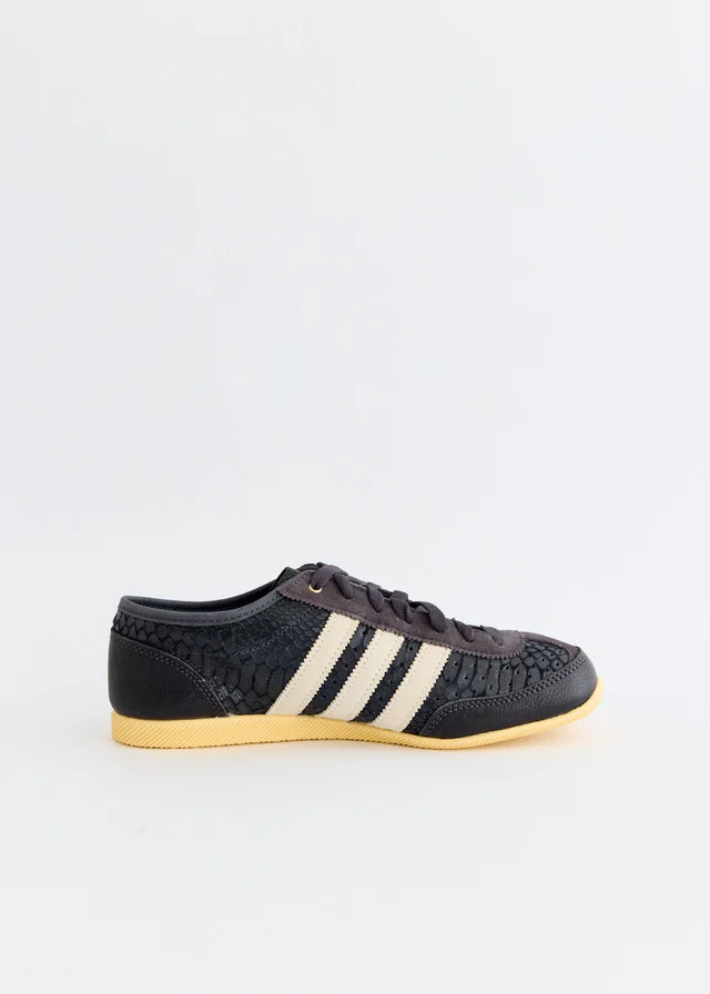 Adidas Women's Japan Decon 'Utility Black' Sneakers from Incu, photo 1 of 1