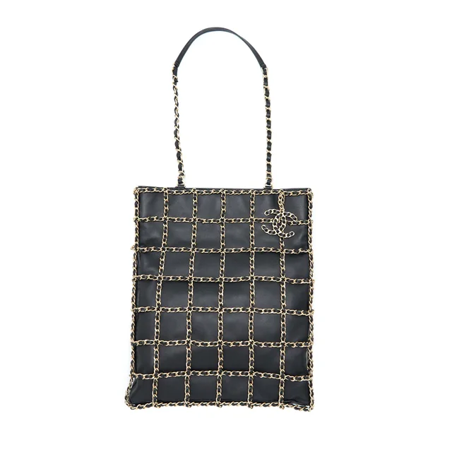 Chanel Cruise 2020 black chained Tote Bag Lambskin Black LGHW in Black Lambskin from EMIER