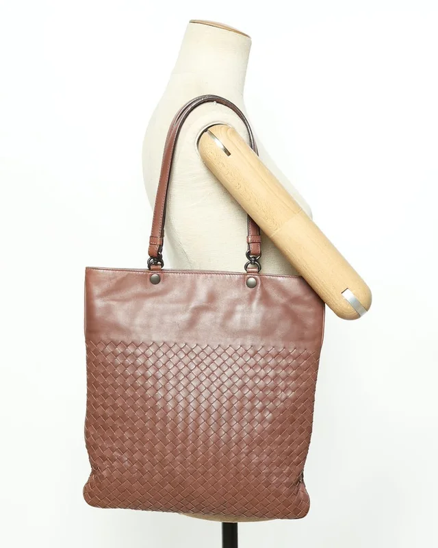 Bottega Veneta Intrecciato Tote Bag in Woven leather from A Retro Tale, photo 7 of 9