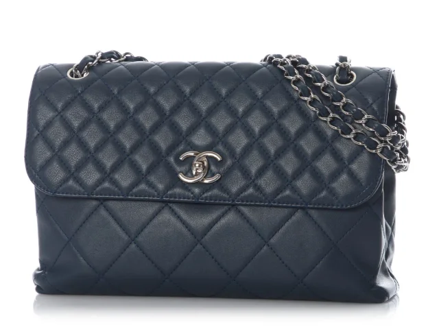Chanel Navy Quilted Calfskin The Business Flap in Navy Calfskin from Ann's Fabulous Finds, photo 3 of 10