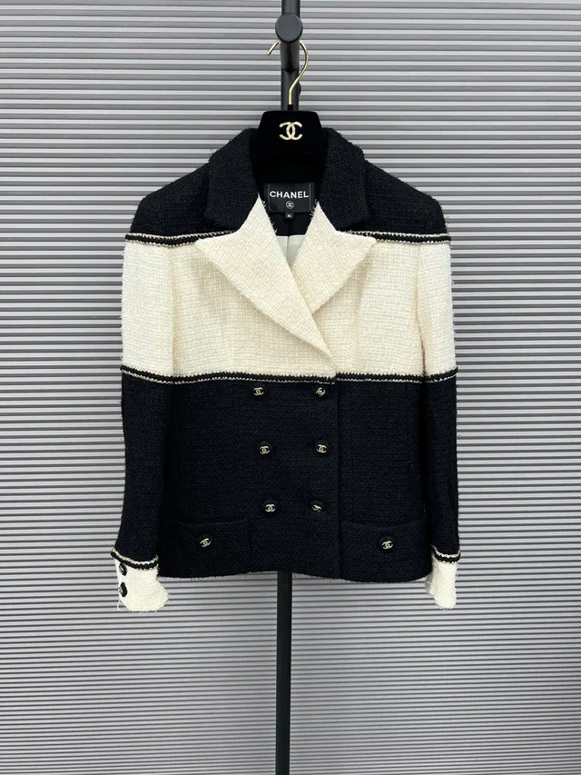 Chanel Black White Jacket in Black from Luxury Promise