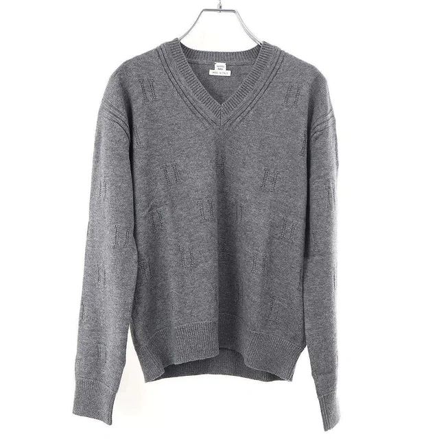 Hermès Hlogo Jacquard V-neck Knit Sweater Gray 34 in Grey Wool from The Reluxe