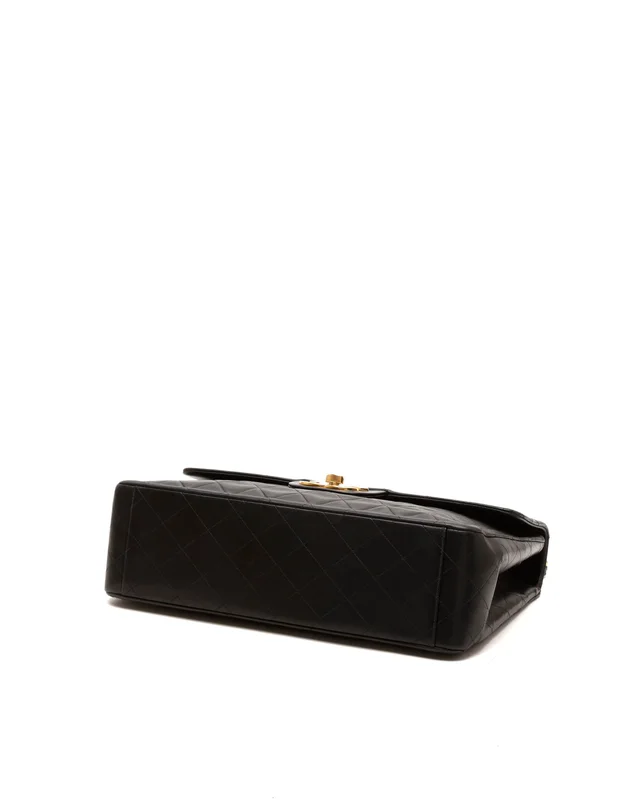 Chanel Classic Maxi Single Flap Bag in Lambskin from A Retro Tale, photo 5 of 10