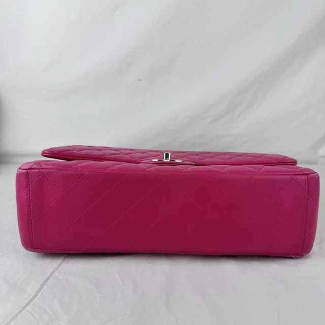 Chanel Maxi Classic Double Flap Bag in Metal, quilted lambskin from Reowned, photo 4 of 12