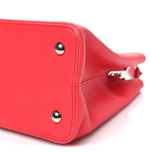 Louis Vuitton Taurillon Capucines MM Litchi Galet in Leather from FASHIONPHILE, photo 9 of 9