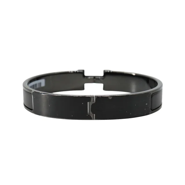 Hermès ClicHH Bangle Size PM Black/Noir・Matt Metal in Black from GALLERY RARE, photo 3 of 8