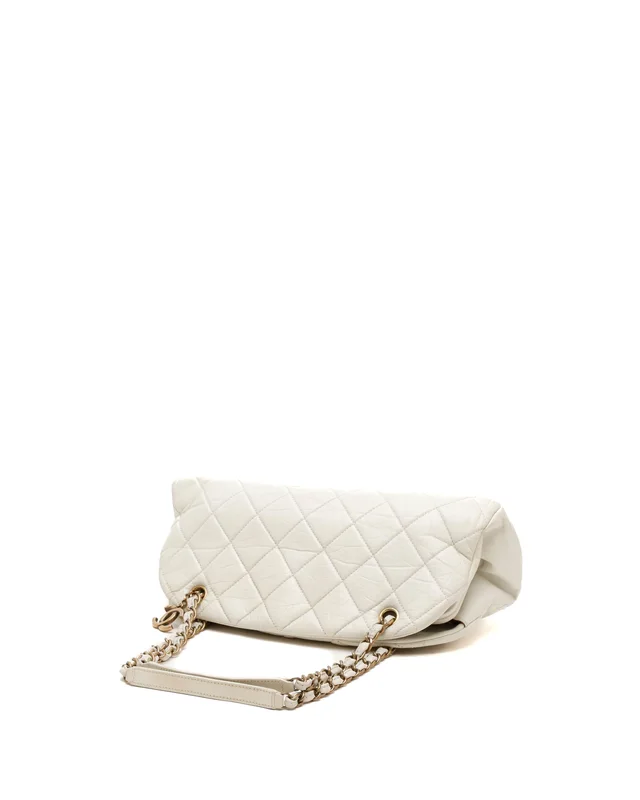 Chanel Medium Just Mademoiselle Bowling Bag in Leather from A Retro Tale, photo 4 of 10