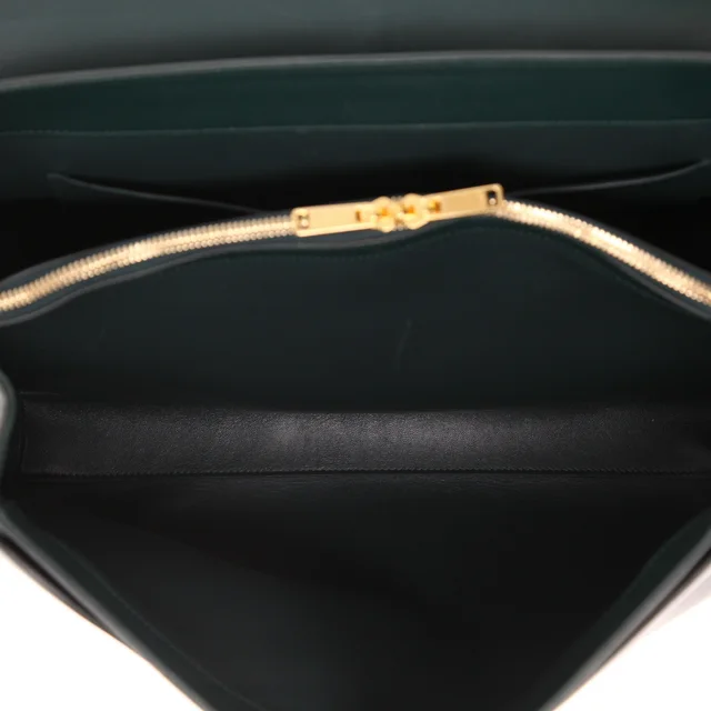 Celine 16 handbag in Green Leather from Collector Square, photo 5 of 5