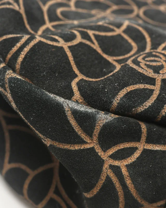Chanel Camellia Suede Chain Bag in Suede from A Retro Tale, photo 10 of 12