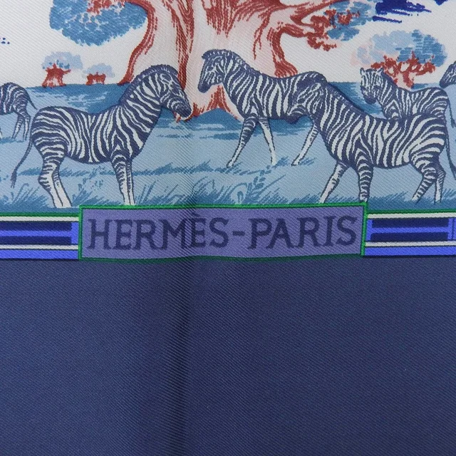 Hermès Carré 90 TROPIQUES scarf, purple/navy in Navy Silk from VINTAGE QOO TOKYO, photo 5 of 10