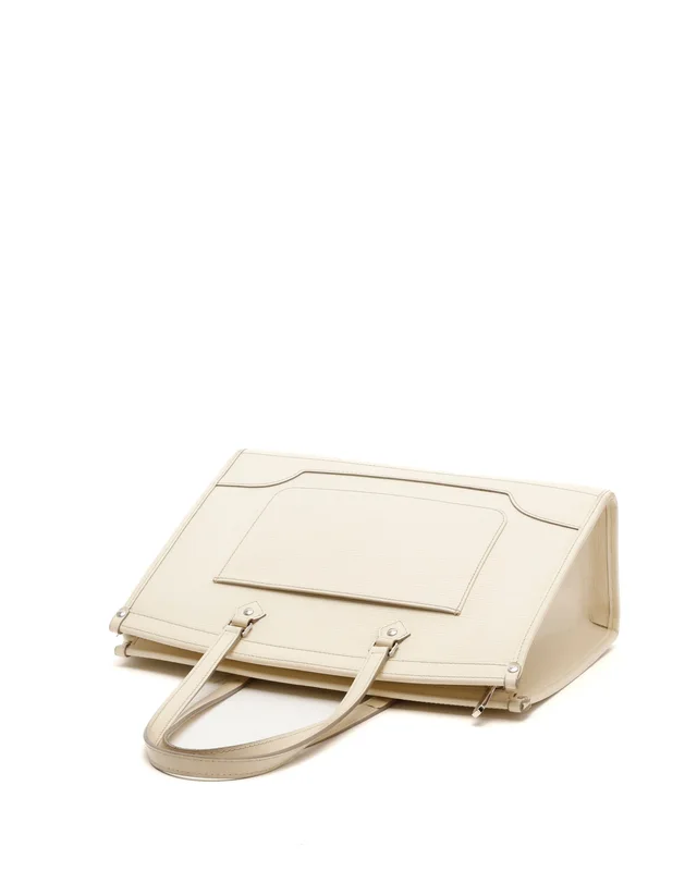 Louis Vuitton Epi Madeleine GM Bag in Leather from A Retro Tale, photo 4 of 11