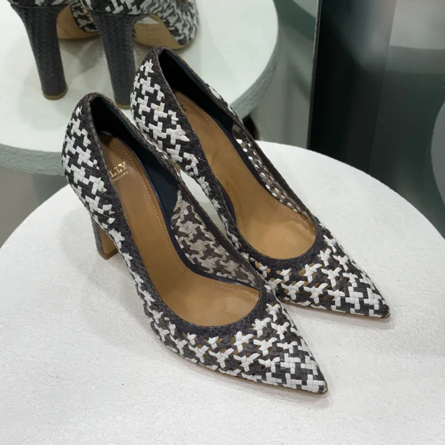 Bally & White Woven Leather Heels Sz 40 in Black Woven leather from Revivre Luxury Consignment