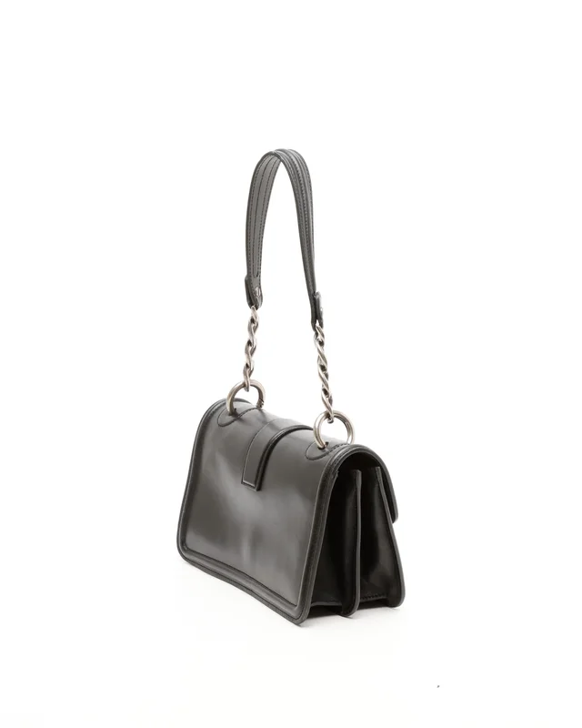 Chanel Chain Flap Bag in Leather from A Retro Tale, photo 3 of 12