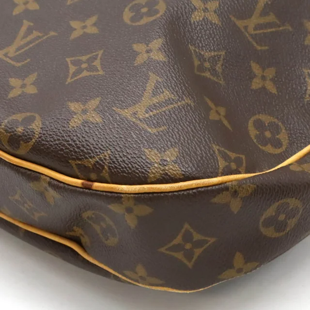 Louis Vuitton Odeon Monogram shoulder bag in Brown Canvas from LuxUness, photo 3 of 9