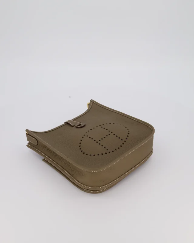 Hermès Evelyne III 23 Bag in Taupe Clemence leather from Sellier, photo 17 of 19