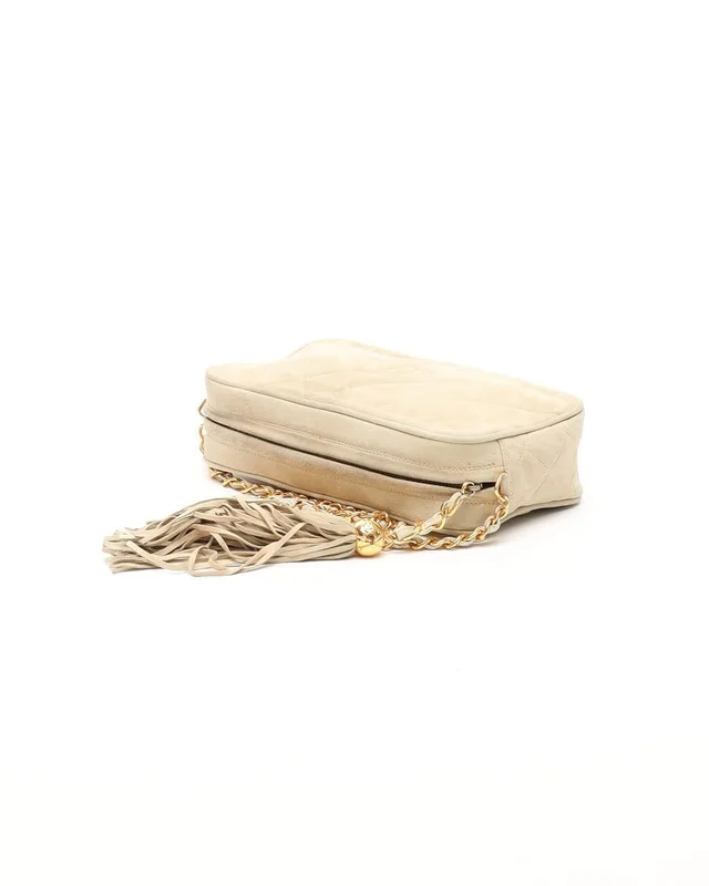 Chanel CC Tassel Camera Bag in Suede from A Retro Tale, photo 5 of 13