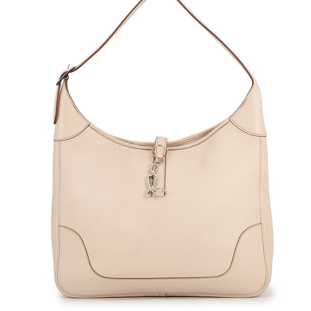 Hermès Trim Ivory Taurillon Clemence Size 35 in White Clemence leather from GALLERY RARE