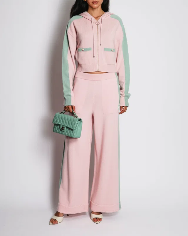 Chanel 24/C Pink and Pastel Green Cashmere Two-Piece Tracksuit Size FR 36/38 (UK 8/10) in Green Cashmere from Sellier