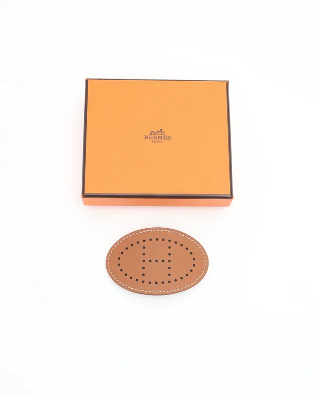 Hermès Evelyne PM Hair Clip in Leather from A Retro Tale, photo 2 of 4