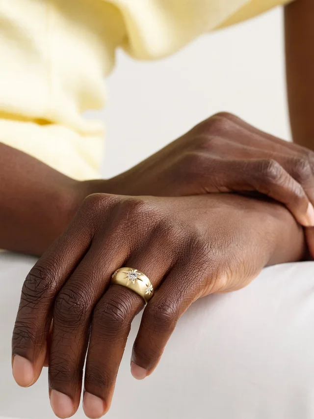 JACQUIE AICHE Starburst 14-karat gold diamond ring in Metallic, photo 2 of 2 from NET-A-PORTER (Canada)