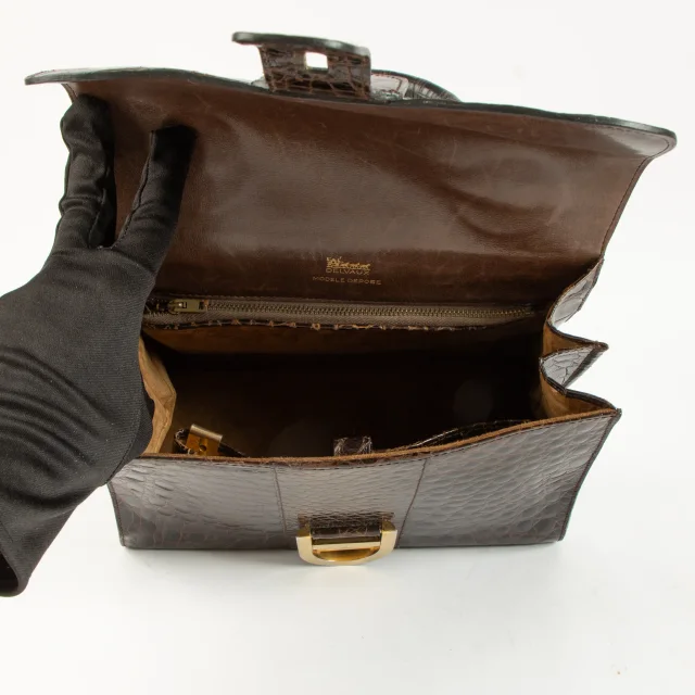 Delvaux Vintage Brown Shiny Crocodile Brillant MM Bag in Brown Crocodile from Labellov, photo 5 of 5