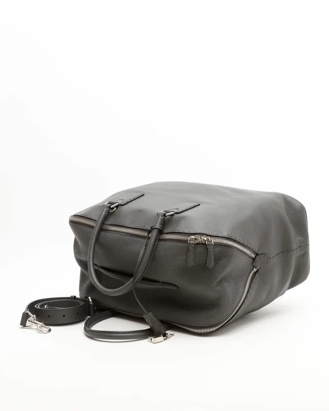 Fendi Selleria Pebbled Weekend Bag in Leather from A Retro Tale, photo 5 of 9