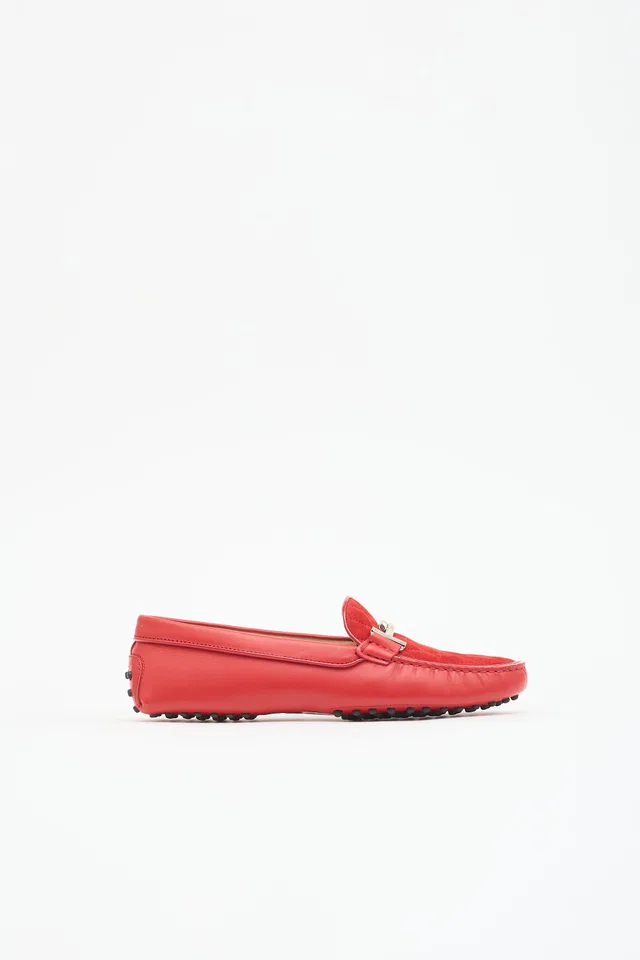 Tod's Leather Driving Loafer in Leather from VSP Consignment