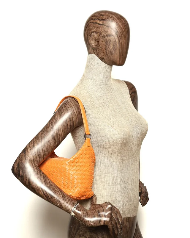 Bottega Veneta Intrecciato Bag in Woven leather from A Retro Tale, photo 7 of 7