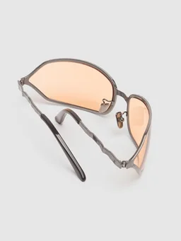Kuboraum Berlin Rectangular sunglasses in 0% Metallic Fiber, 0% Acetate, photo 5 of 5 from LUISAVIAROMA