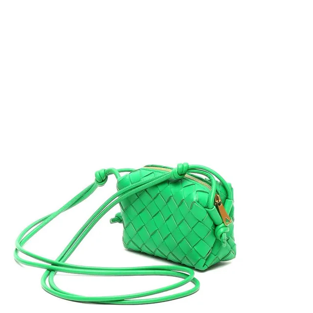 Bottega Veneta Intrecciato Candy Loop Camera Bag in Woven leather from A Retro Tale, photo 3 of 8