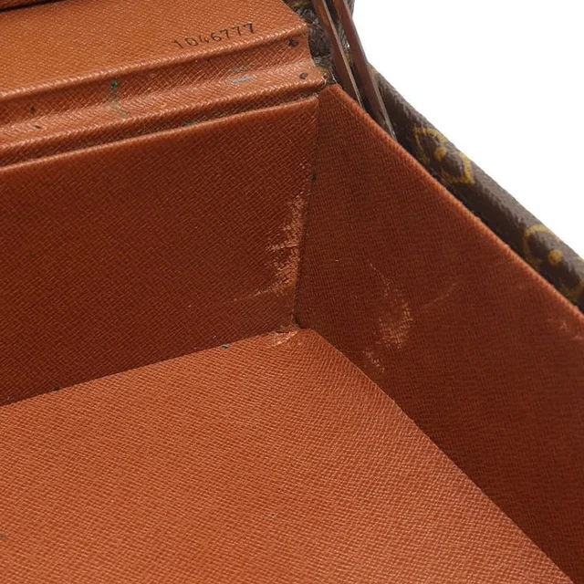 Louis Vuitton Monogram Cotteville 45 Suitcase in Coated canvas from A Retro Tale, photo 11 of 12