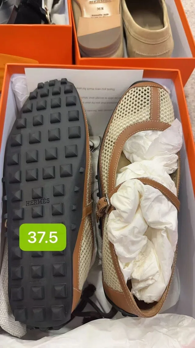 Hermès Kiga Shoes Brown and white 37.5 in Brown from Luxury Promise