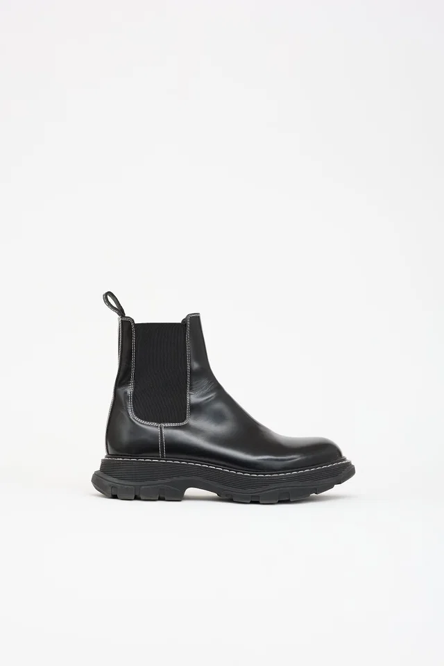 Alexander McQueen Leather Chelsea Boot in Leather from VSP Consignment