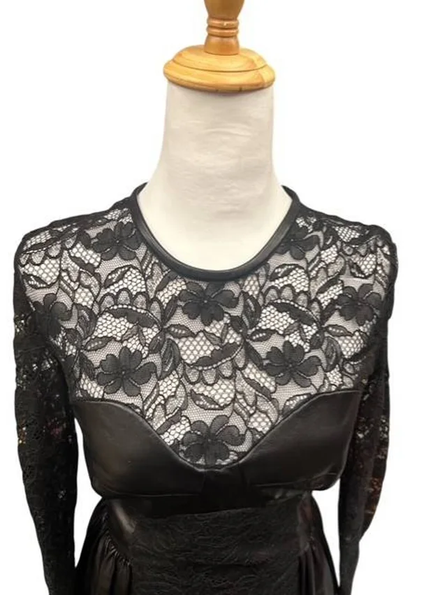 Mulberry Size: 8 in Black Leather from Oxfam Online Shop, photo 2 of 2