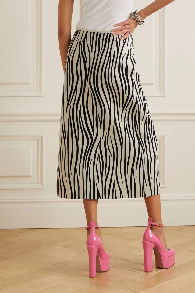 Valentino Garavani Zebra-Print Wool-Blend Midi Wrap Skirt in Black, photo 4 of 5 from THE OUTNET