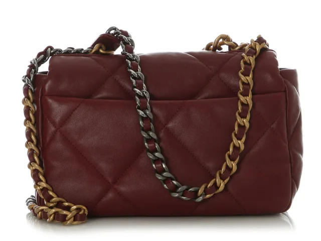 Chanel Medium Burgundy Quilted Leather 19 Flap in Burgundy Leather from Ann's Fabulous Finds, photo 4 of 9