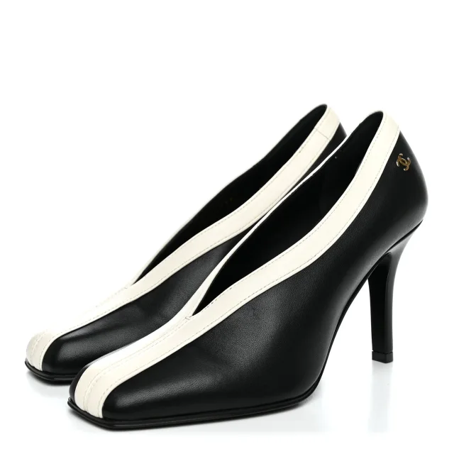 Chanel Pumps 35.5 Black Ivory in Black Lambskin from FASHIONPHILE, photo 4 of 10