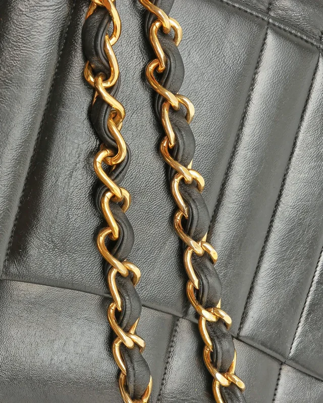 Chanel Classic Jumbo Vertical Single Flap Bag in Leather from A Retro Tale, photo 7 of 11
