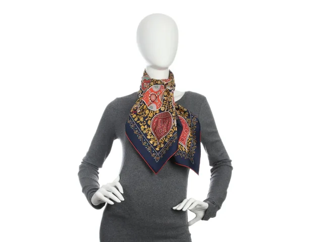 Hermès L'Arbre de Vie Silk Scarf 90cm in Silk from Ann's Fabulous Finds, photo 6 of 6