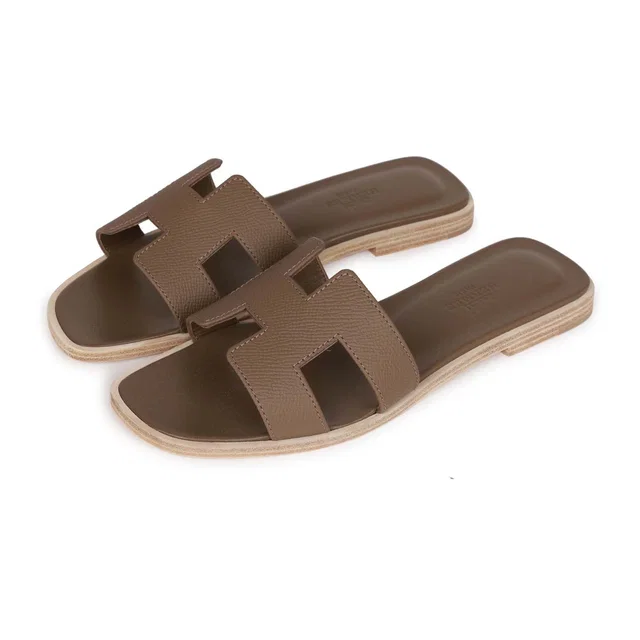 Hermès Oran Sandals Etoupe Epsom 35 in Taupe Epsom leather from Madison Avenue Couture