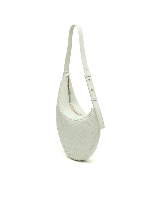 Bottega Veneta Small Intrecciato Drop Bag in Woven leather from A Retro Tale, photo 2 of 9
